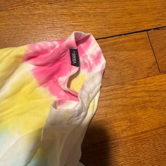 Vans size medium short sleeve shirt - Picture 3 of 4